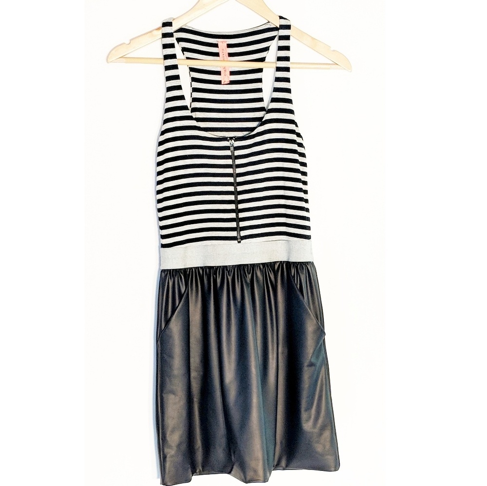 Eight Sixty Women's Racerback Mini Size S